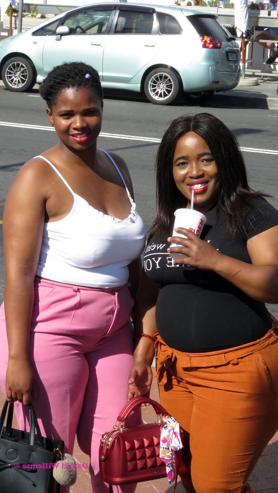 18P South Africa - Girls posing 11