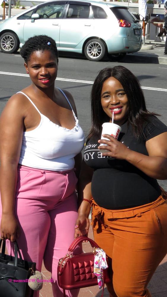 18P South Africa - Girls posing 11