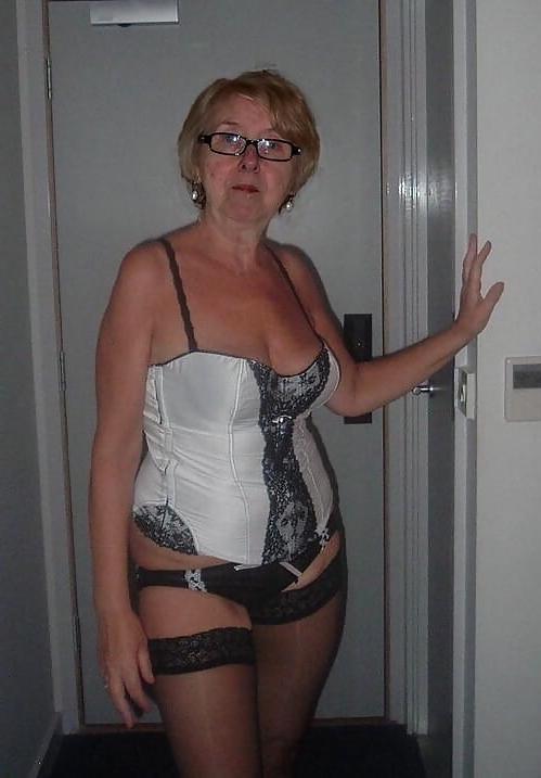 25P AGED 50+ SLUTS 131