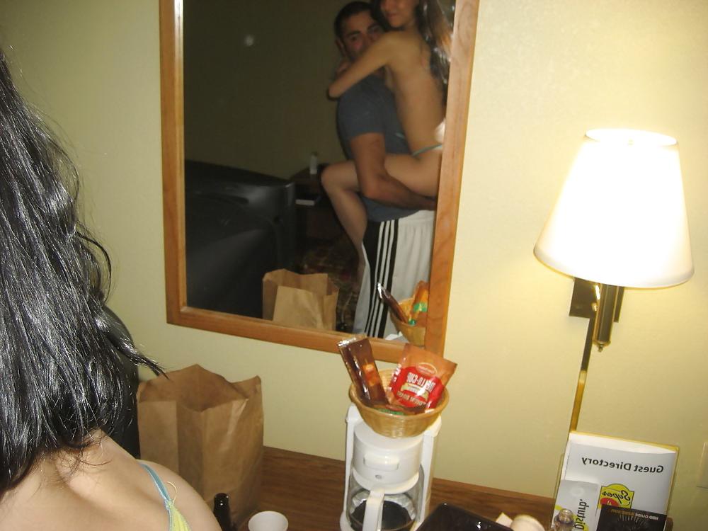 25P YOUNG AMATEUR COUPLE SEX & POSES  (Lupus23)