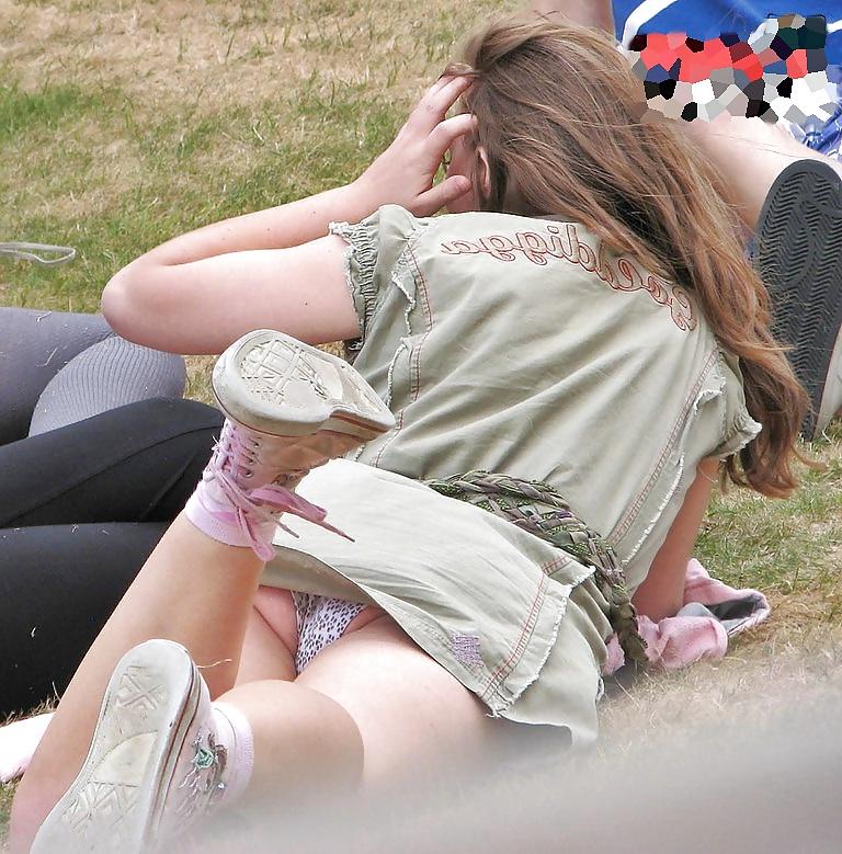 25P Amateur Upskirt Erotica 7 By twistedworlds