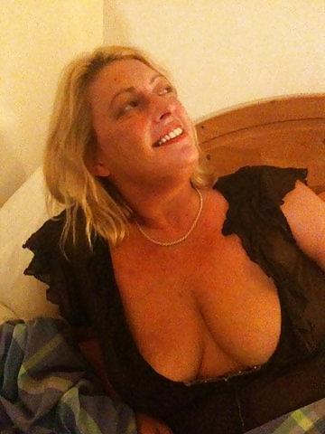 25P Mature amateur clothed 2