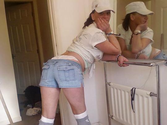 25P Mature Amateur Clothed 3
