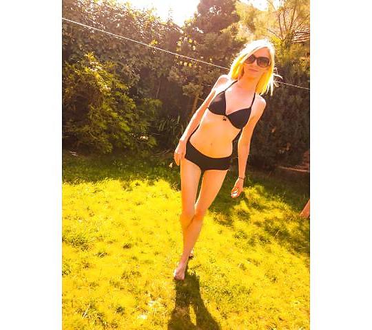 25P Mature Amateur Clothed 3