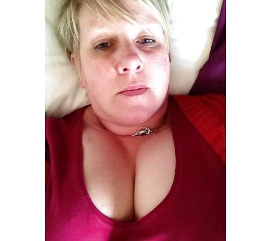 25P Mature Amateur Clothed 3