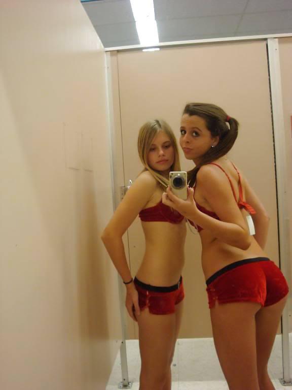 11P The Beauty of Amateur College Teens