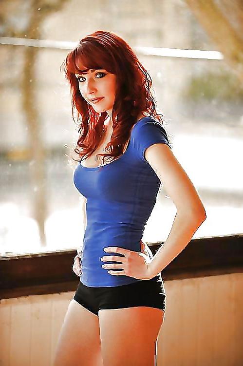 25P Alluring redheads