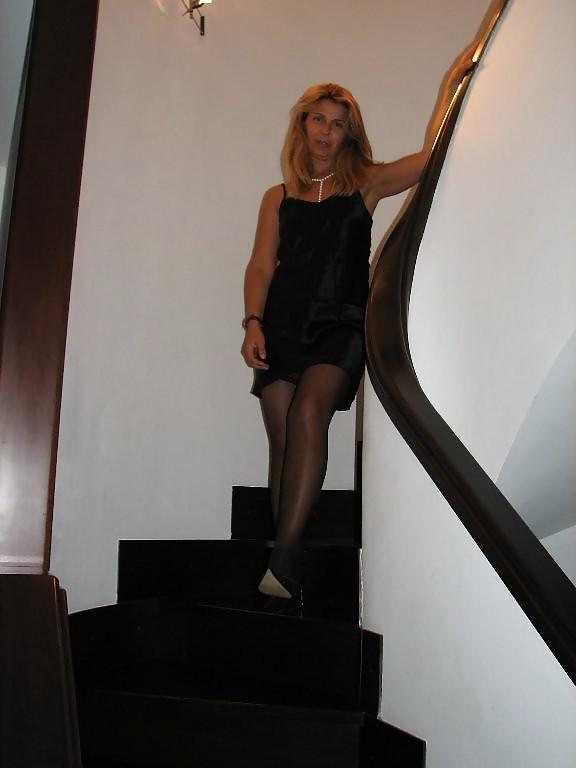 10P Amateur mature wife 3