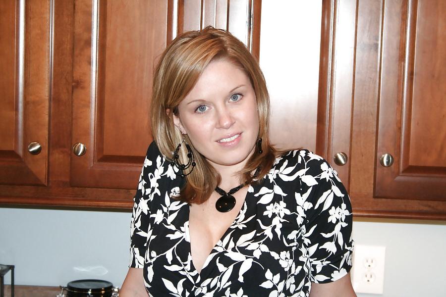 25P Blonde Beautiful Amateur Wife