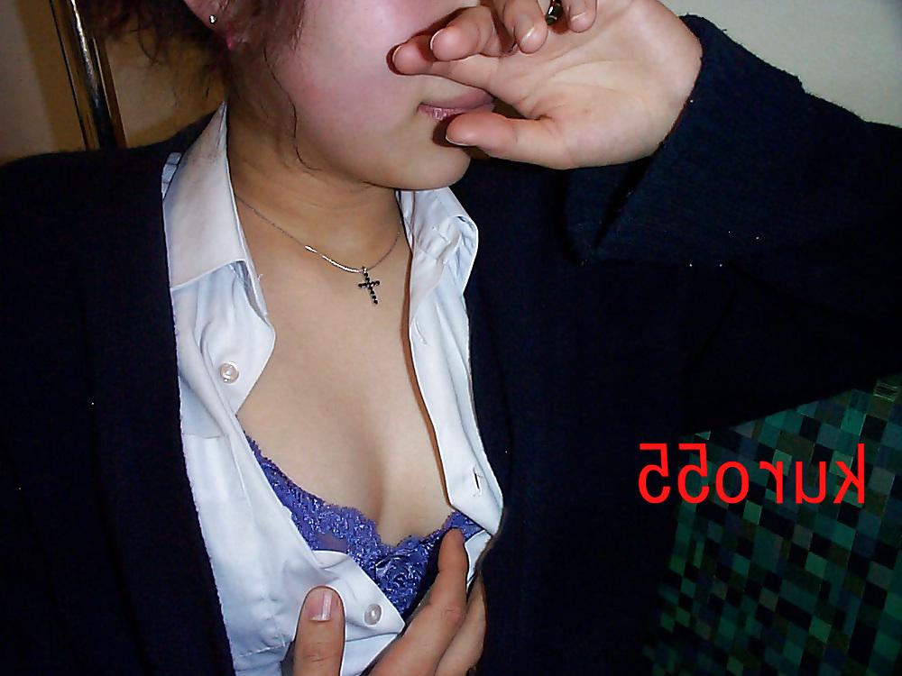 25P Two censored Japanese amateur series