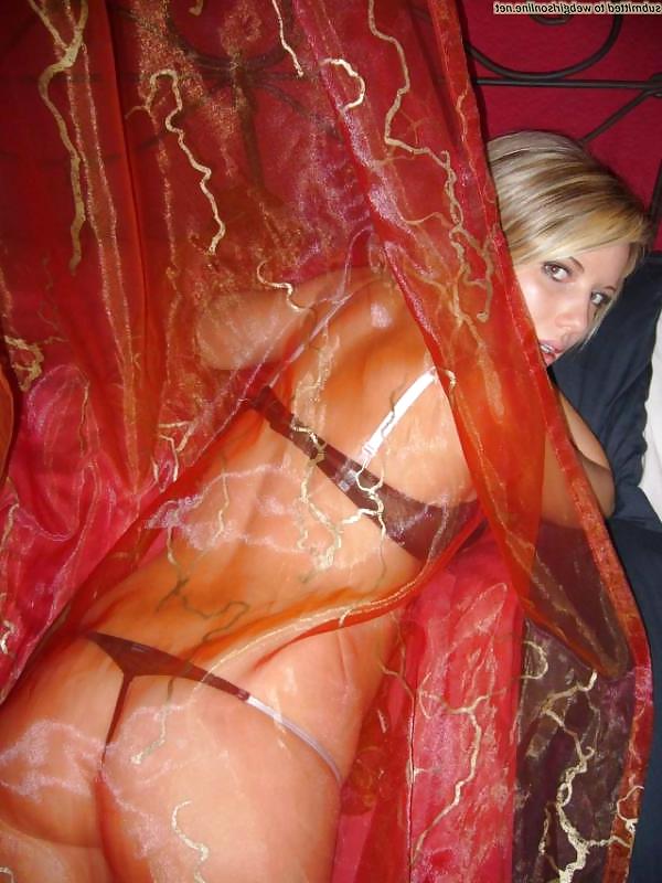 20P Sexy German Amateur Babe Tina ... !!!