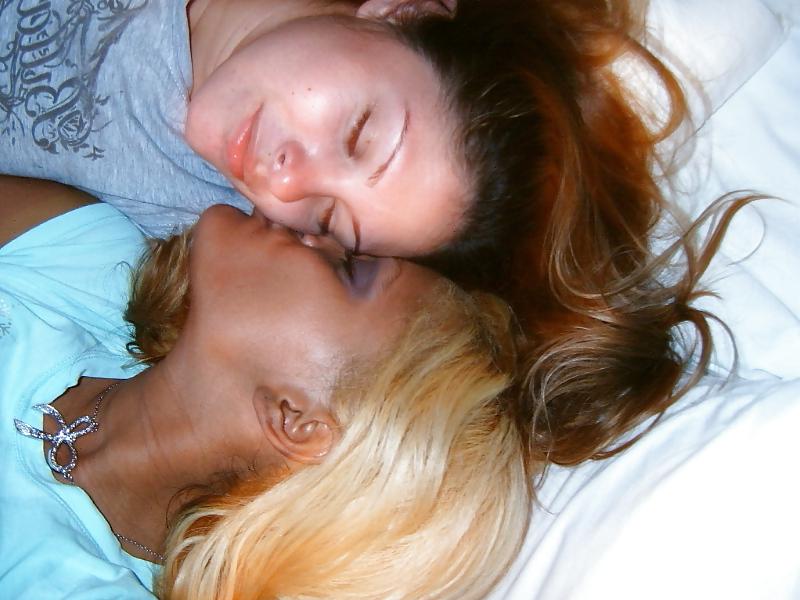25P Lesbian & Bisexuals Teens Amateur Mix Collection