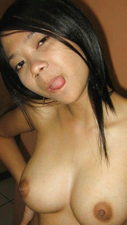 12P The Beauty of Amateur Asian Teen with Nice Tits