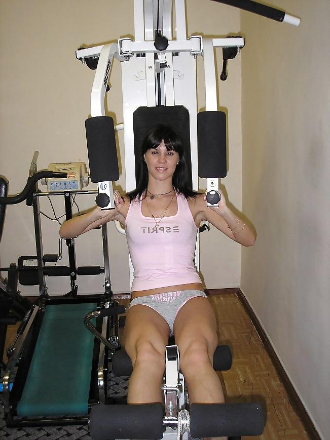 25P AMATEUR EX GF:SAME SLUT THROUGH THE YEARS 300PICS(WheelSex)