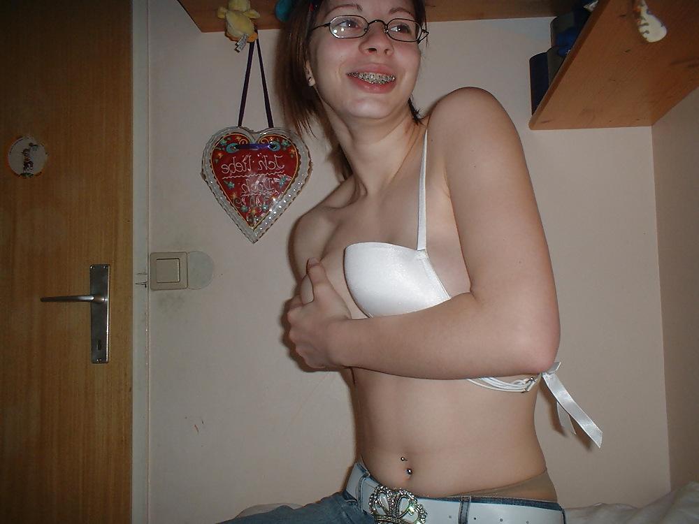 25P Amateur Teen's 10