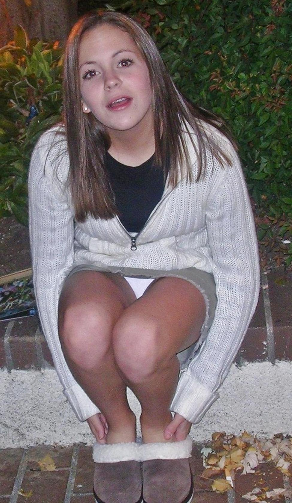 25P Amateur Upskirt Erotica 8 By twistedworlds