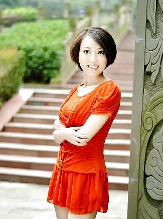 25P Amateur asian girls with short hair