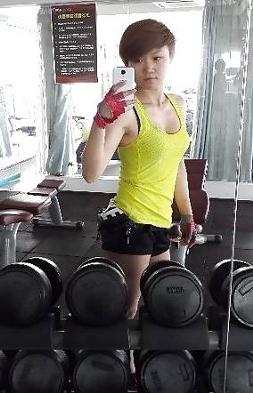 25P Amateur asian girls with short hair