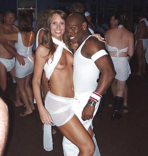 25P Amateur interracial. Wives and BBC. Black and white.