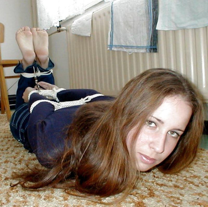 25P Amateur Sluts Slaves n Jerk Offs 02