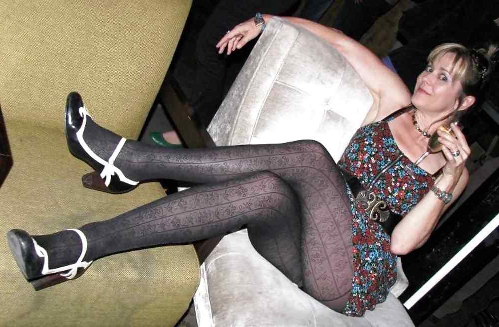25P Amateur Hot Moms MIX#3 (NoN-Porn) by DarKKo