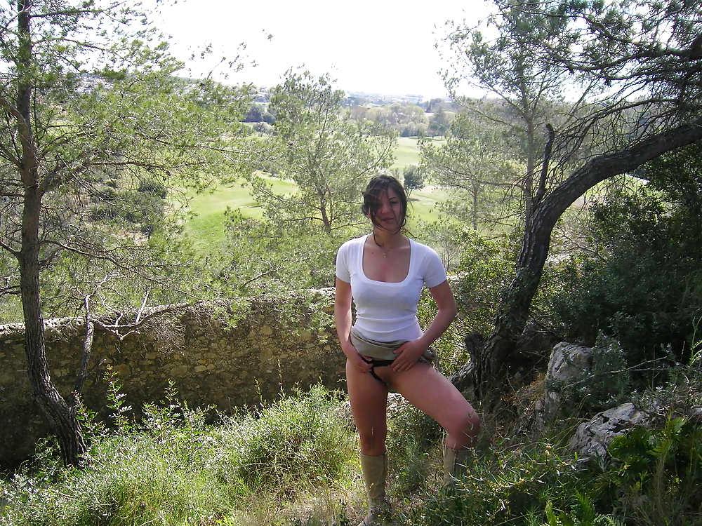 25P Amateur MILF Public Nudity