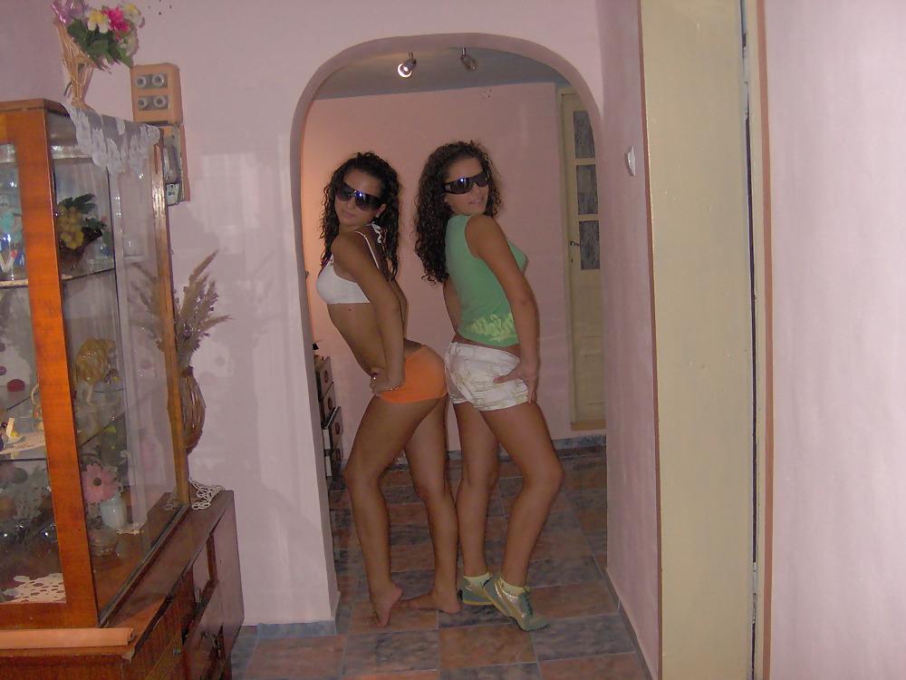 25P Romanian amateur teen Andra and her friends
