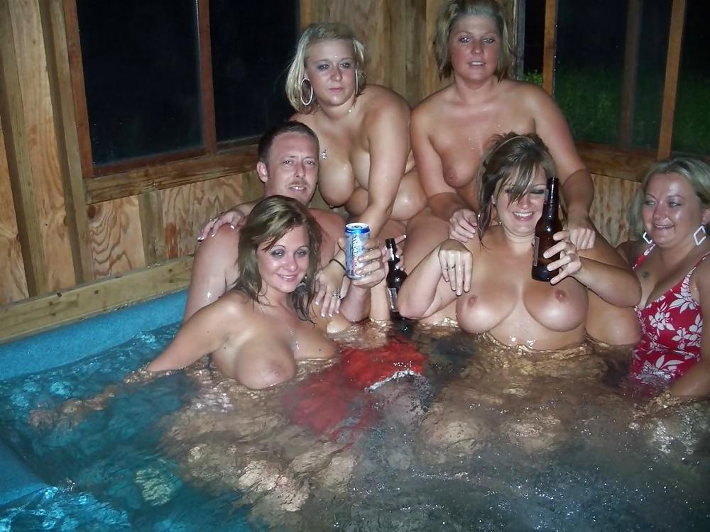 25P Amateur Hot Tub Orgy Party