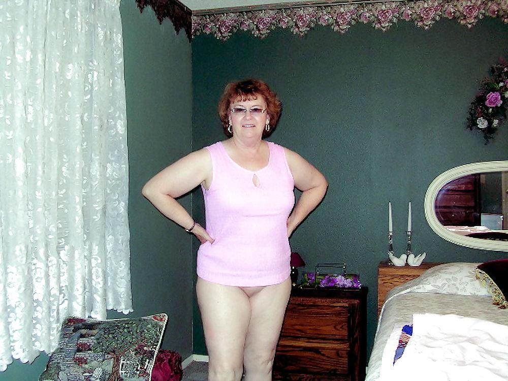 25P Amateur Grannies from the Web
