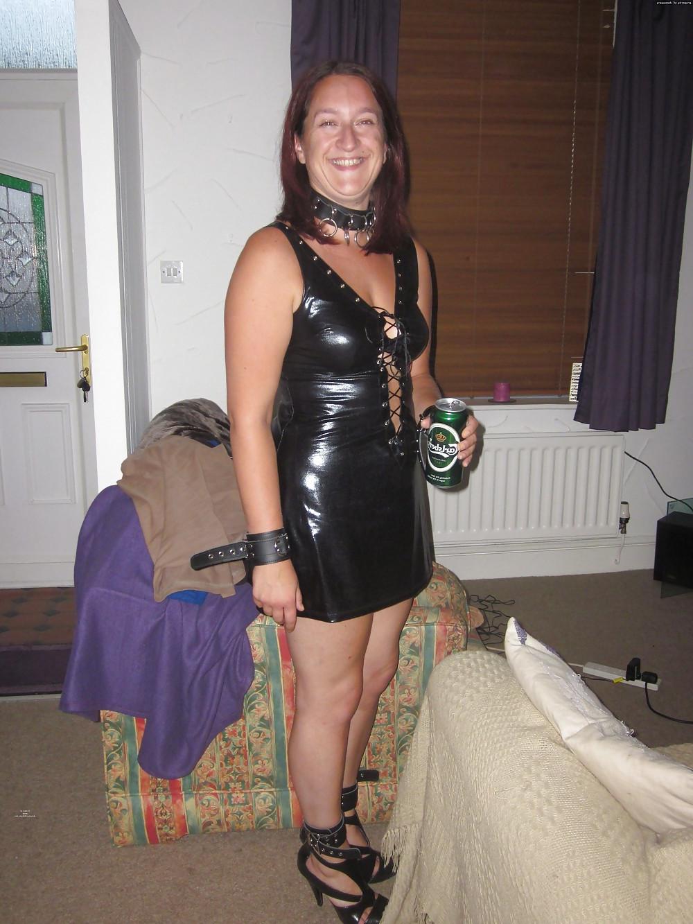 25P Amateur LaTeX And LeaTheR by DarKKo