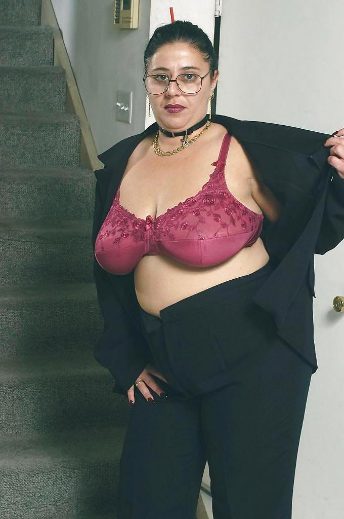 25P Stunning alluring mesmirizing breathtaking mature goddess