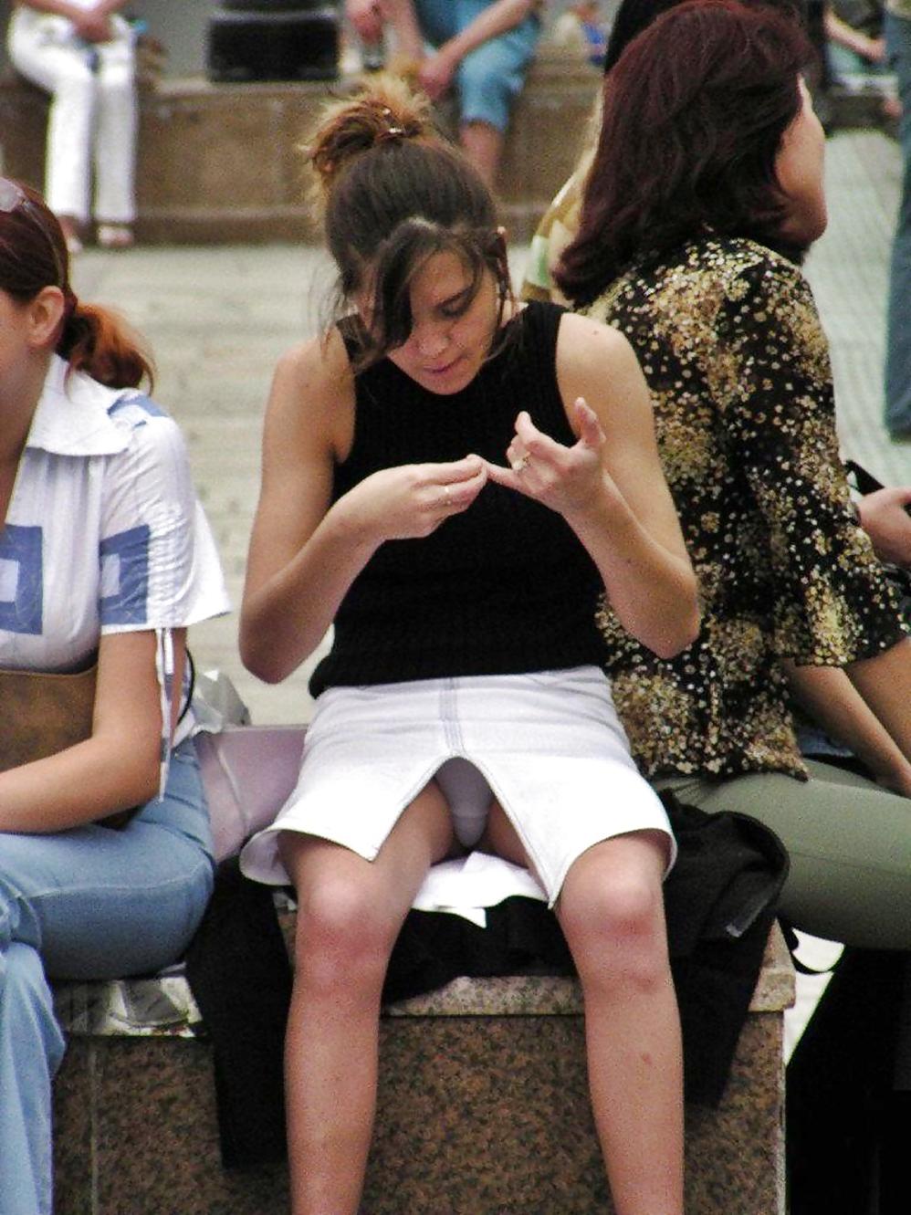 25P Amador Upskirt Erótica 9 Por twistedworlds