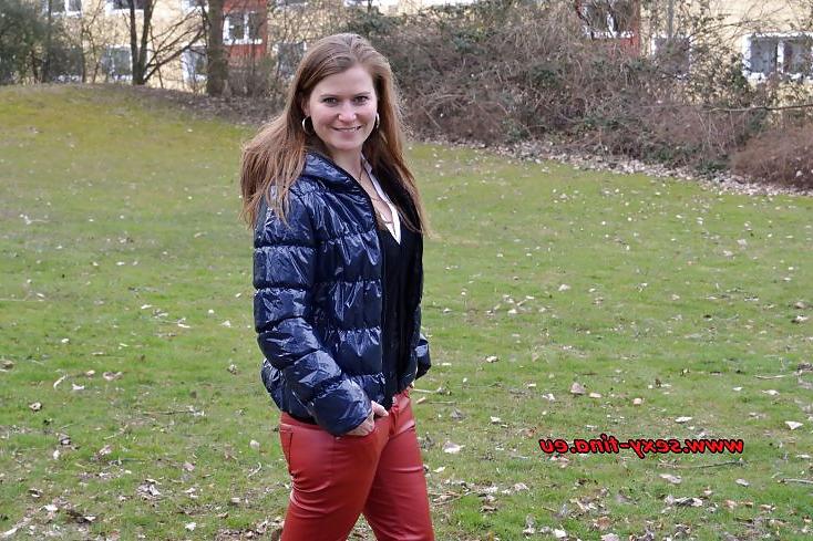 25P Tina a german amateur fetish Girl in sexy shiny outfits