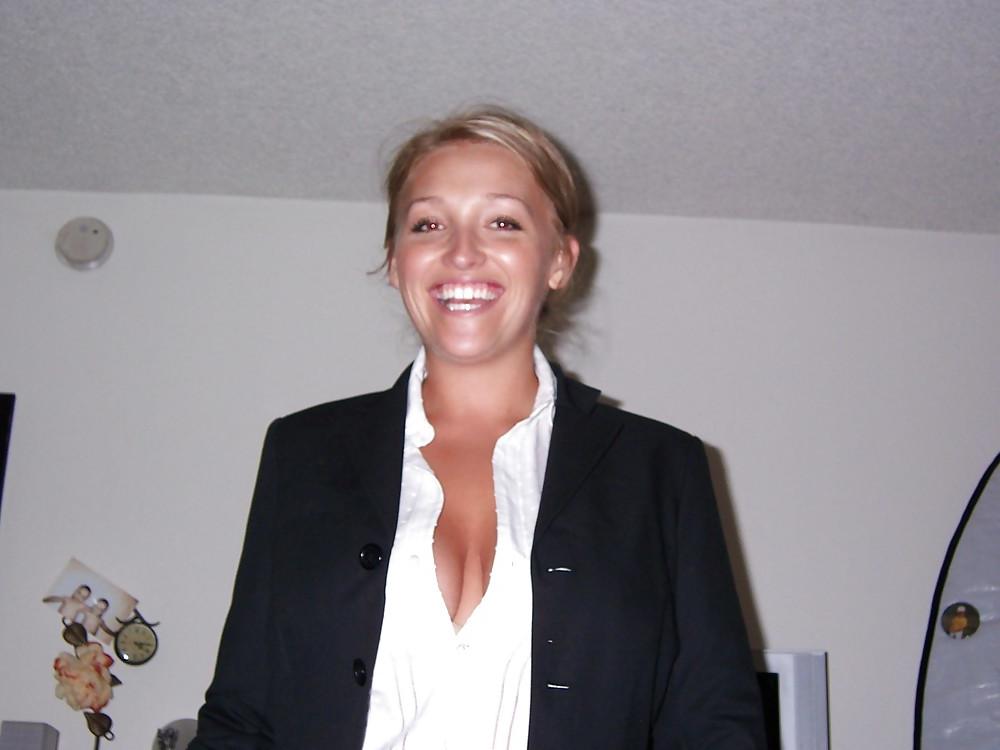 25P FIRST CLASS AMATEUR - Tina