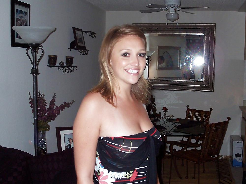 25P FIRST CLASS AMATEUR - Tina