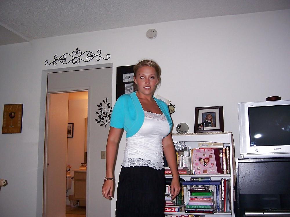 25P FIRST CLASS AMATEUR - Tina