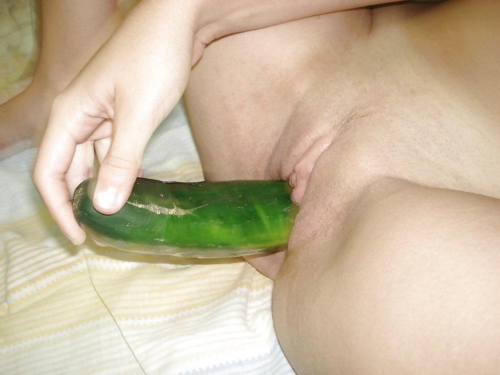 25P Amateur brazil ass cucumber
