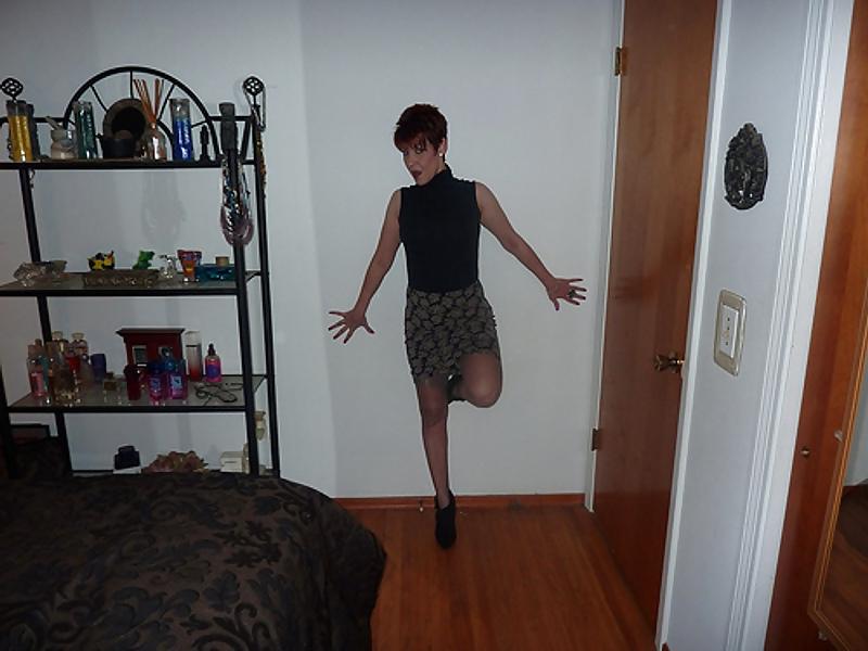 25P AMATEUR WIFE