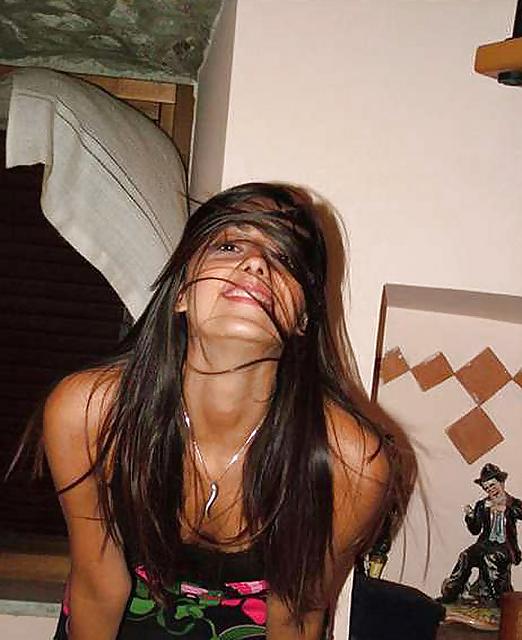 10P Hot Amateur Brunette Teen Girl Posing Nude