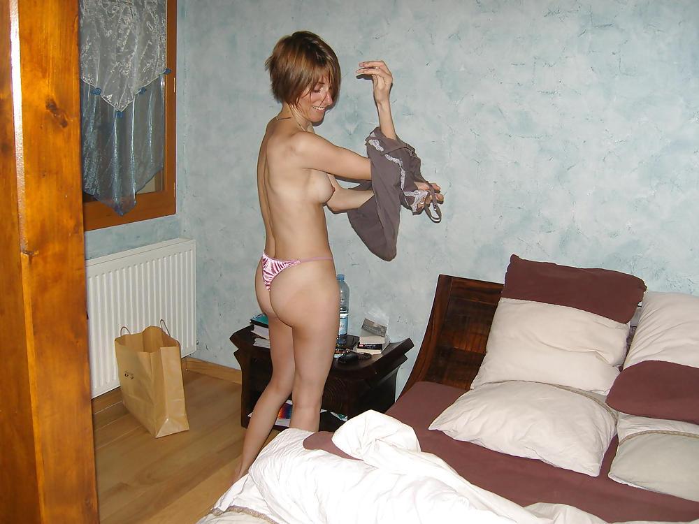 12P VOYEUR amateur housewives panties hairy mature