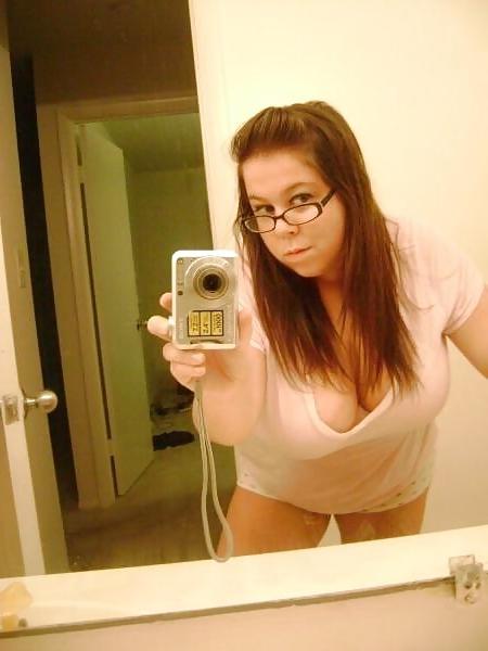 25P BUSTY CHUBBY AMATEUR - Naturgeiles Fickfleisch II