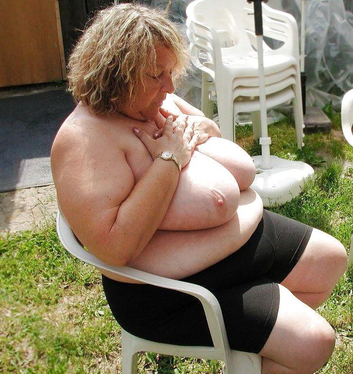 25P Amateur milf 211
