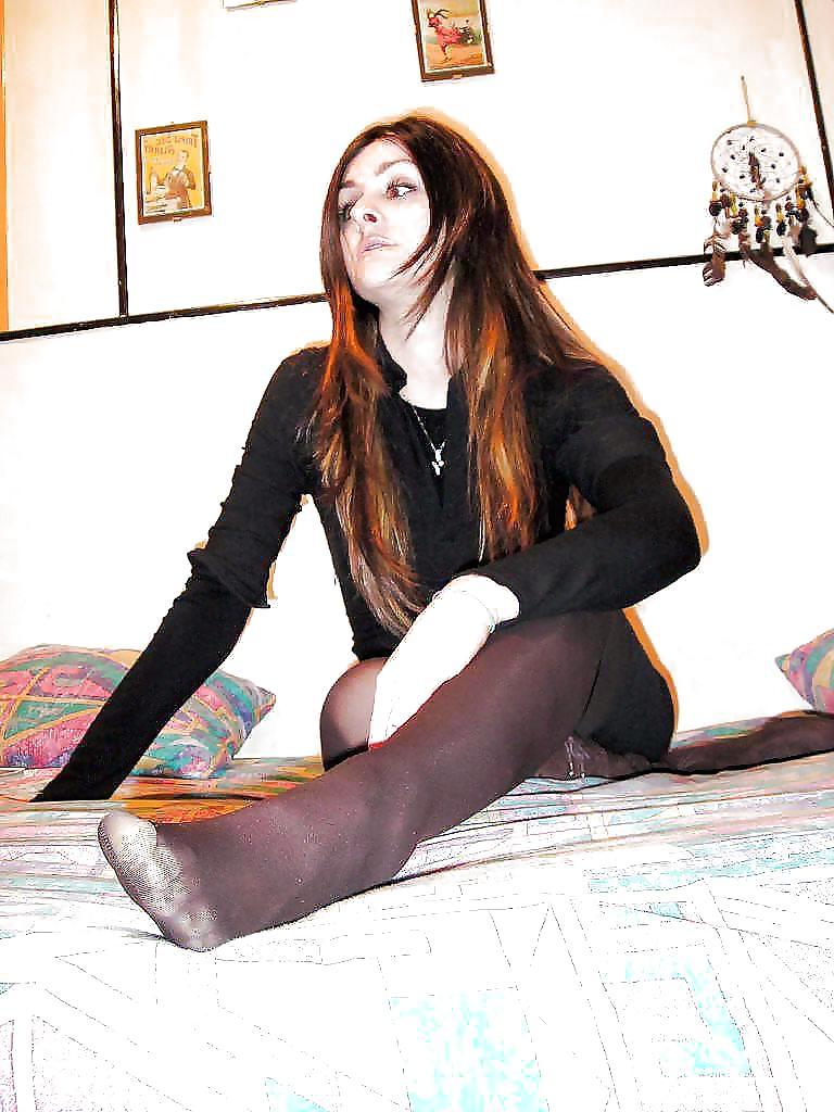 25P Amateur Girls Nylon Feet 12