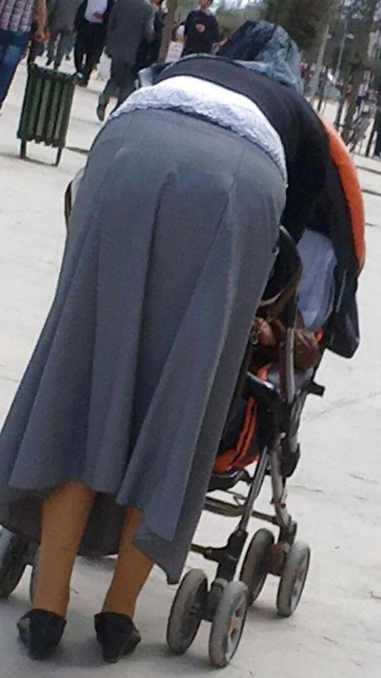 23P ARAB AMATEUR MUSLIM BEURETTE HIJAB BIG ASS