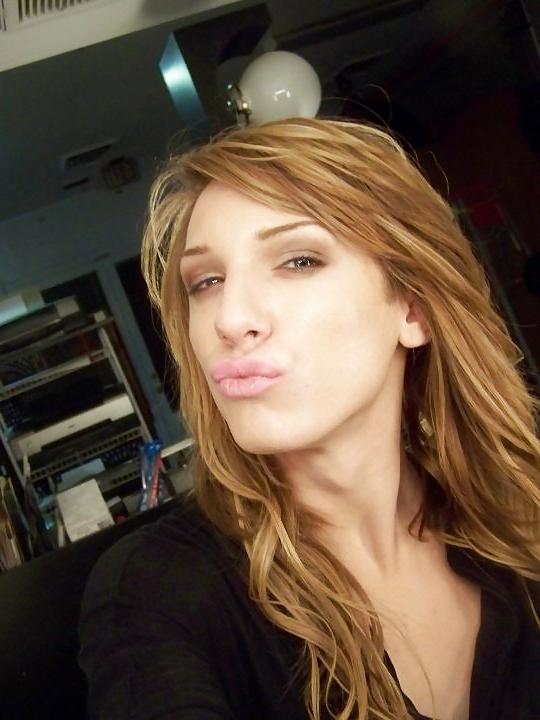 25P Amateur tgirl tranny shemale
