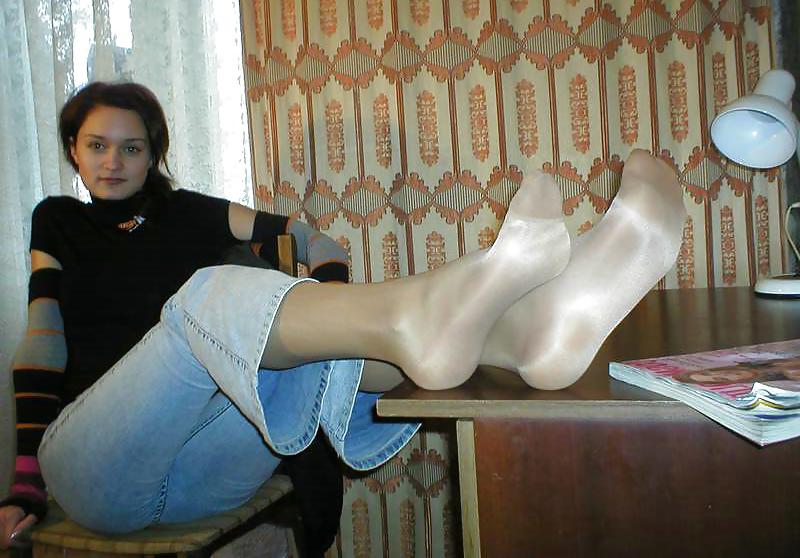 25P Amateur Girls Nylon Feet 14