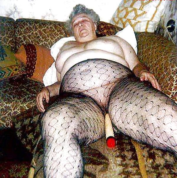 25P Sexy mature grannies! Amateur mixed!
