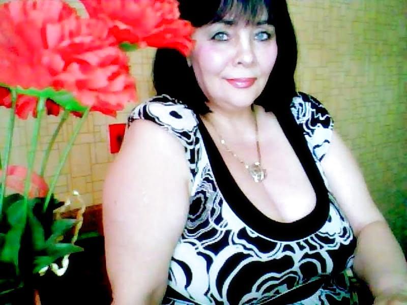 25P Alluring Granny! (Non-Nude)