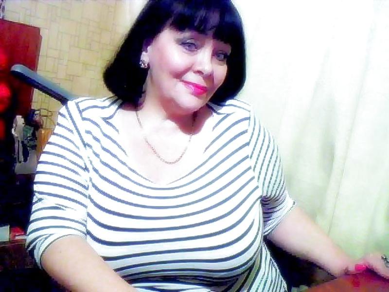 25P Alluring Granny! (Non-Nude)
