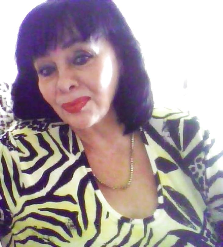25P Alluring Granny! (Non-Nude)